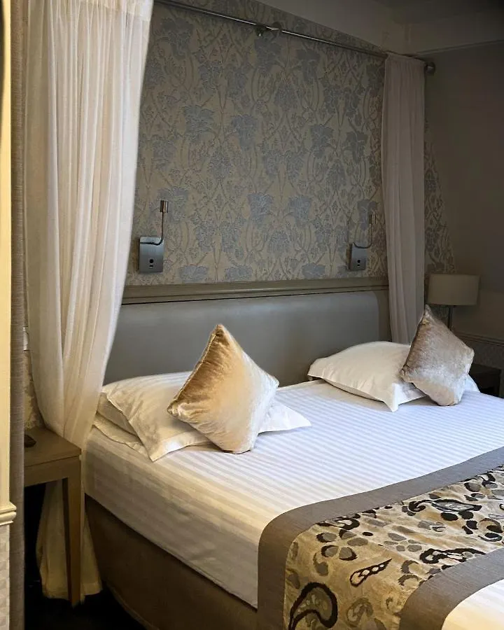 Hotel Monceau Wagram Paris 4*,