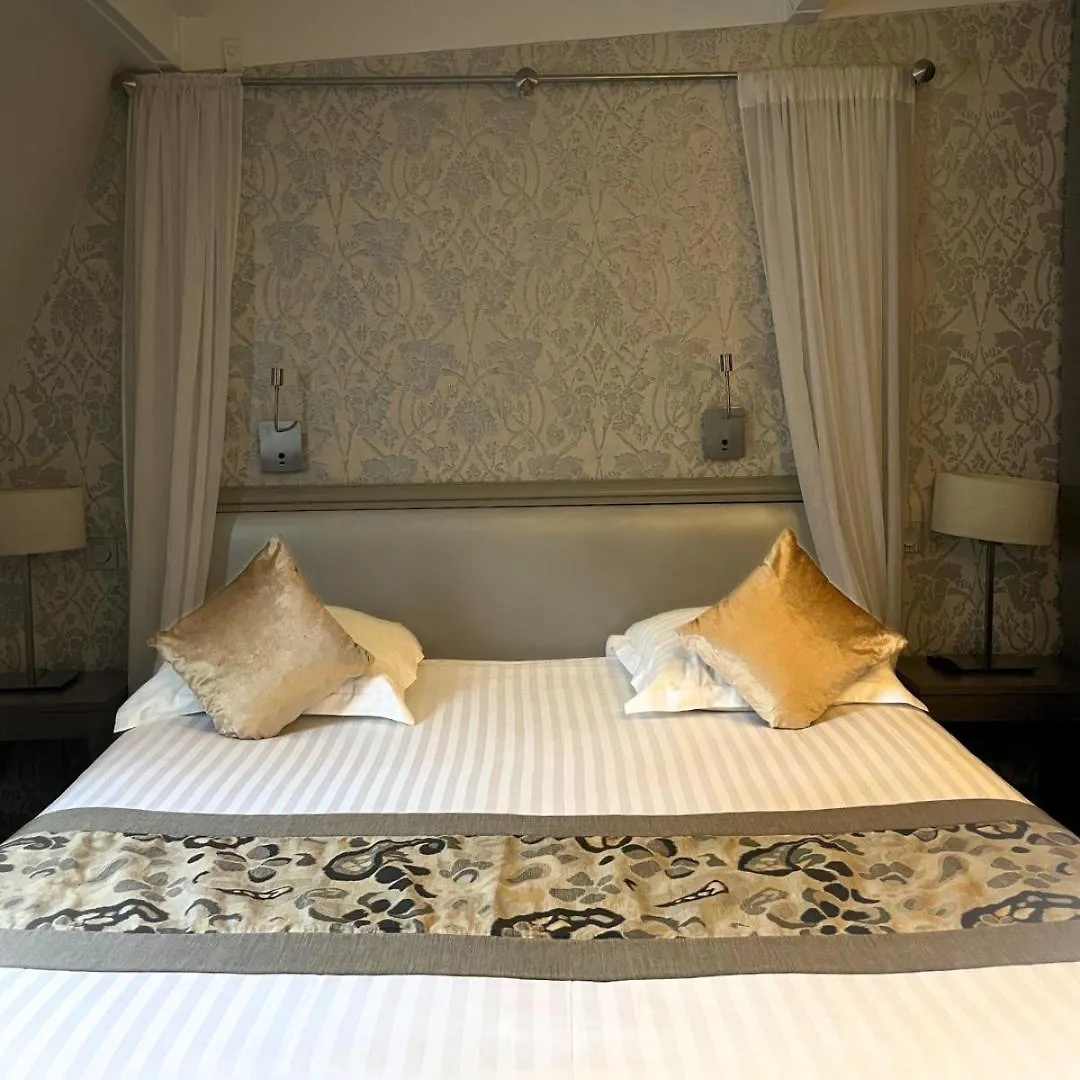 Hotel Monceau Wagram Paris