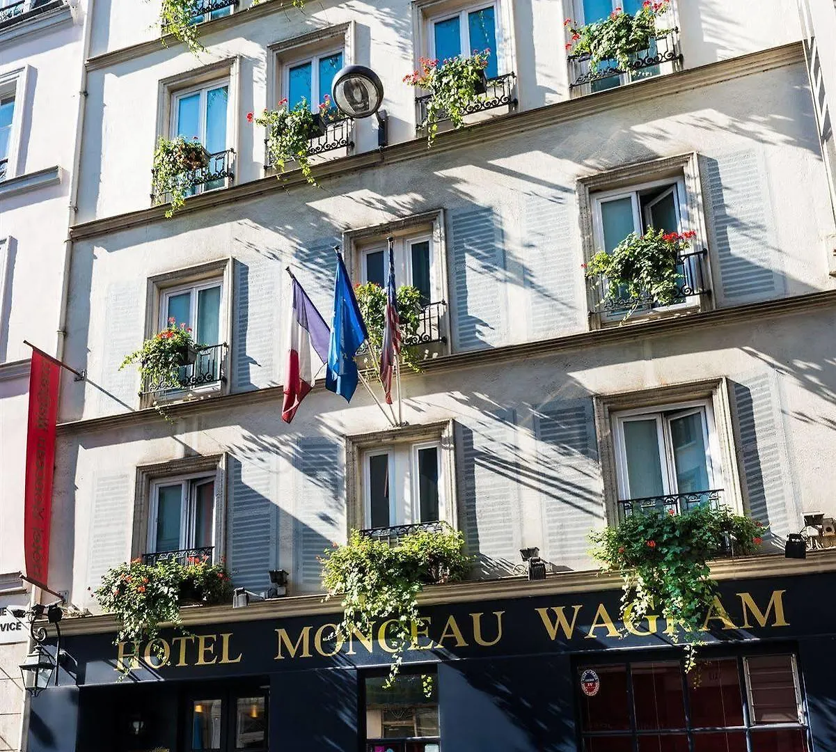 ****  Hotel Monceau Wagram Paris France