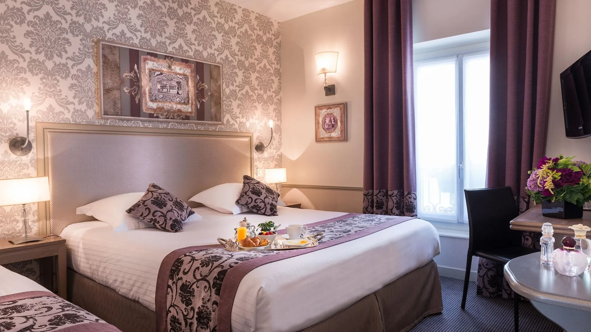 Hotel Monceau Wagram location